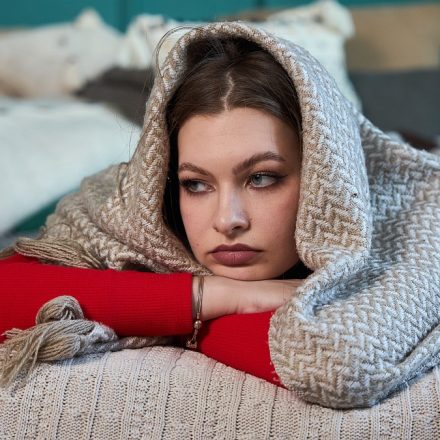 Потеря интереса при осенней хандре дольше 2 недель требует оценки врача